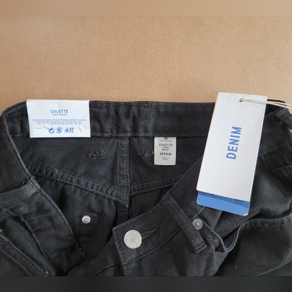 NWT H&M Denim Culotte High Waist Black Zip Jeans Size-30 - Picture 7 of 13